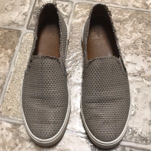 Frye Ivy Fray slip on